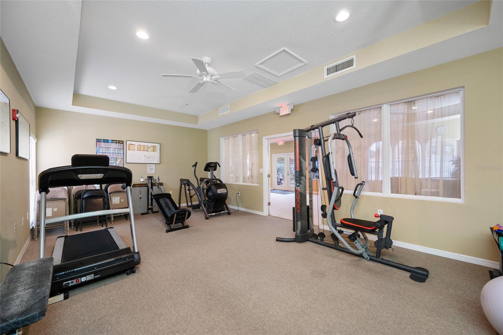 642 Wells Ct #402, Clearwater, FL 33756