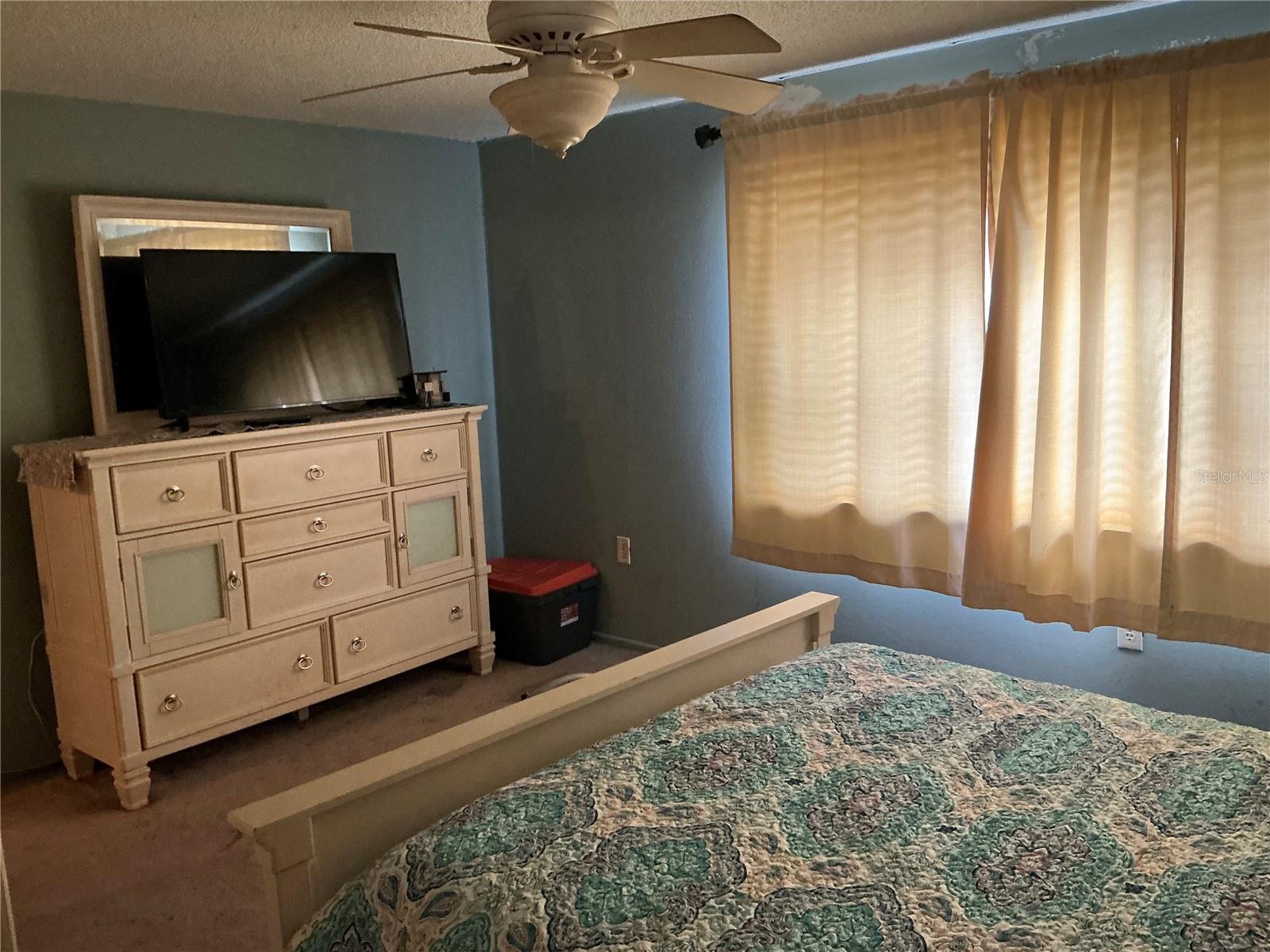 3900 Edgemont Dr, New Port Richey, FL 34652