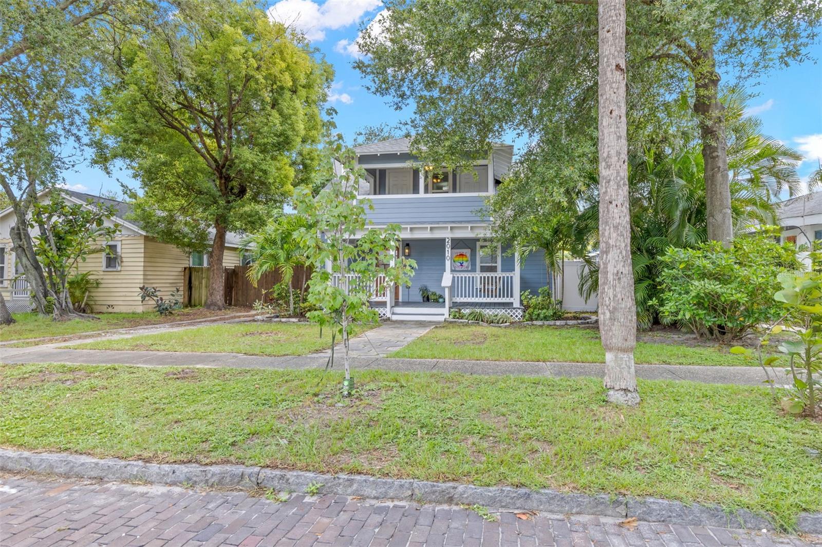 2010 Dartmouth Ave N, St Petersburg, FL 33713