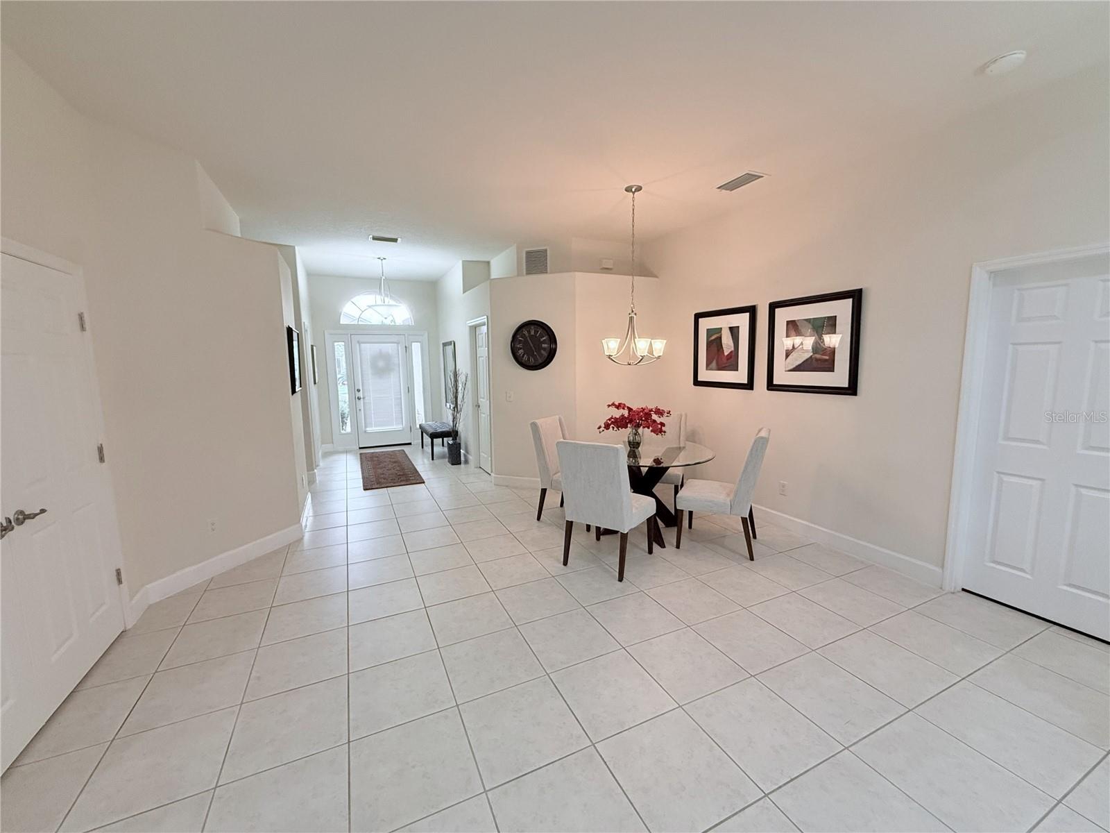 6837 74th Street Cir E, Bradenton, FL 34203