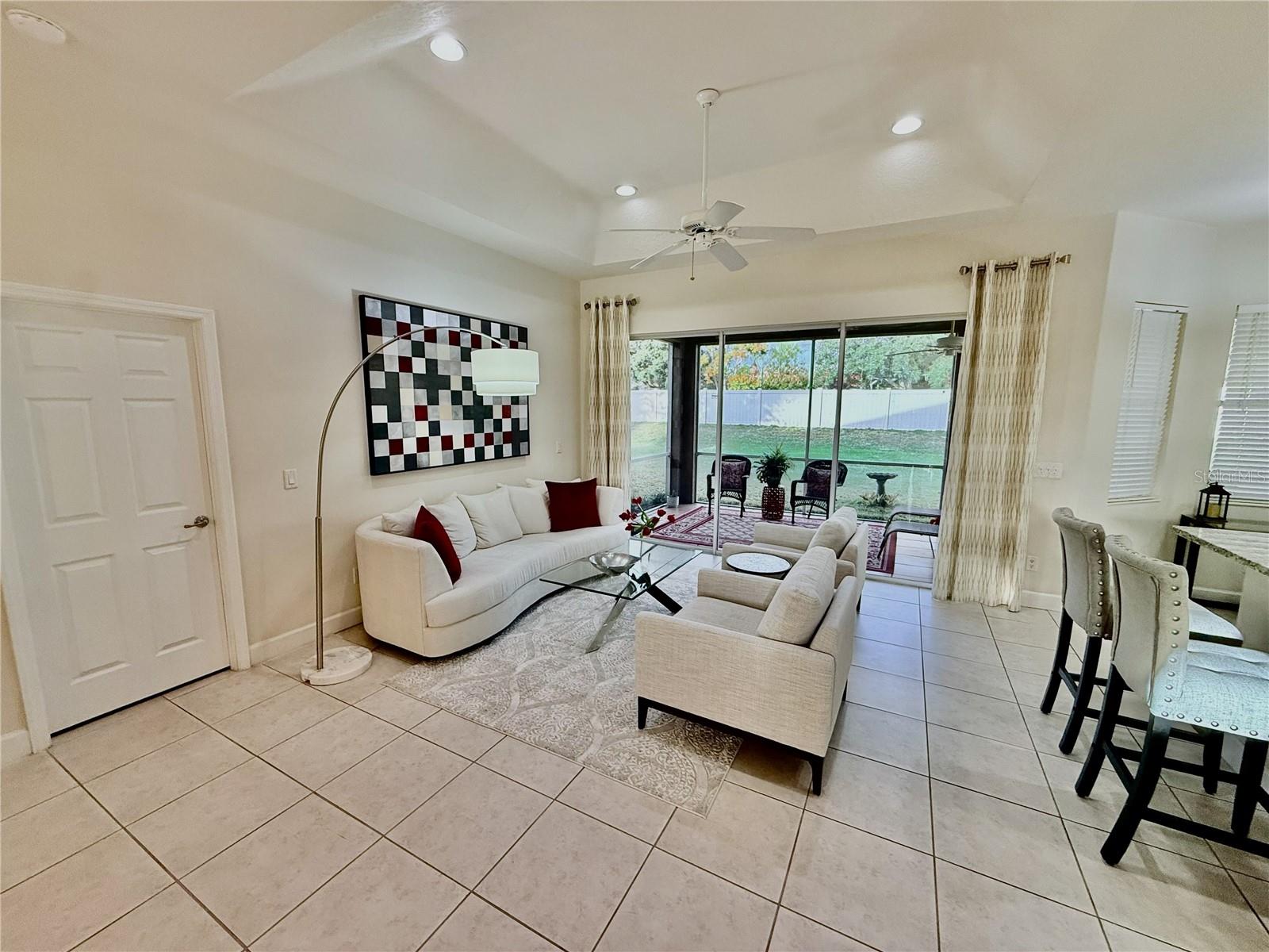 6837 74th Street Cir E, Bradenton, FL 34203