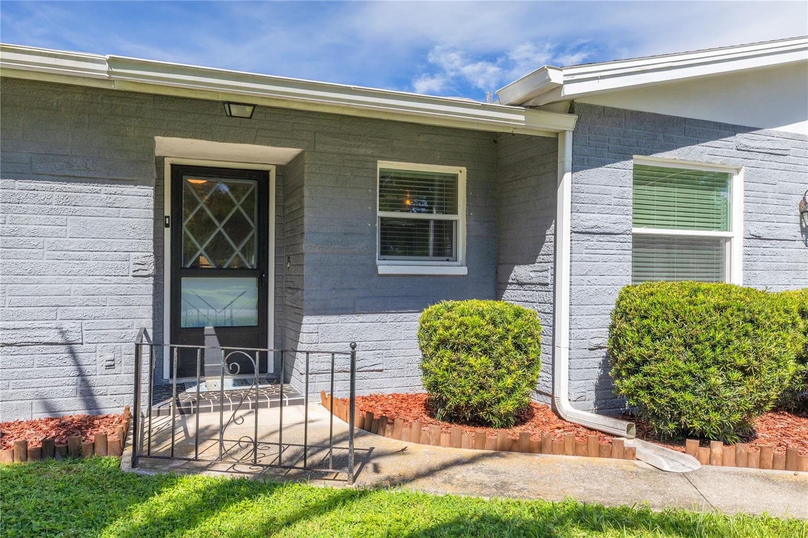 29786 67th Way N, Clearwater, FL 33761