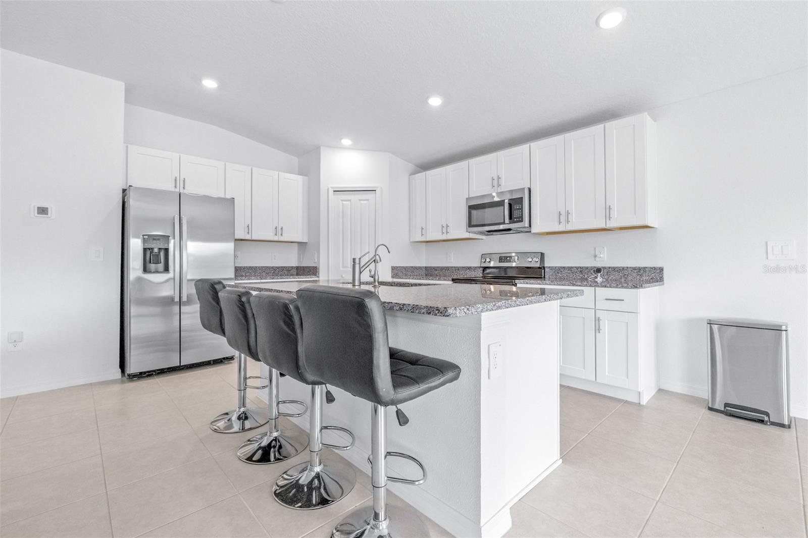 5182 Fiddle Fig Ave, Wimauma, FL 33598