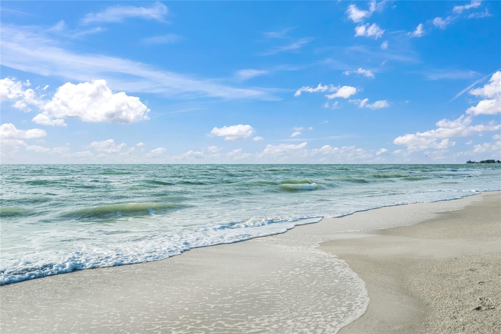 106 81st St, Holmes Beach, FL 34217
