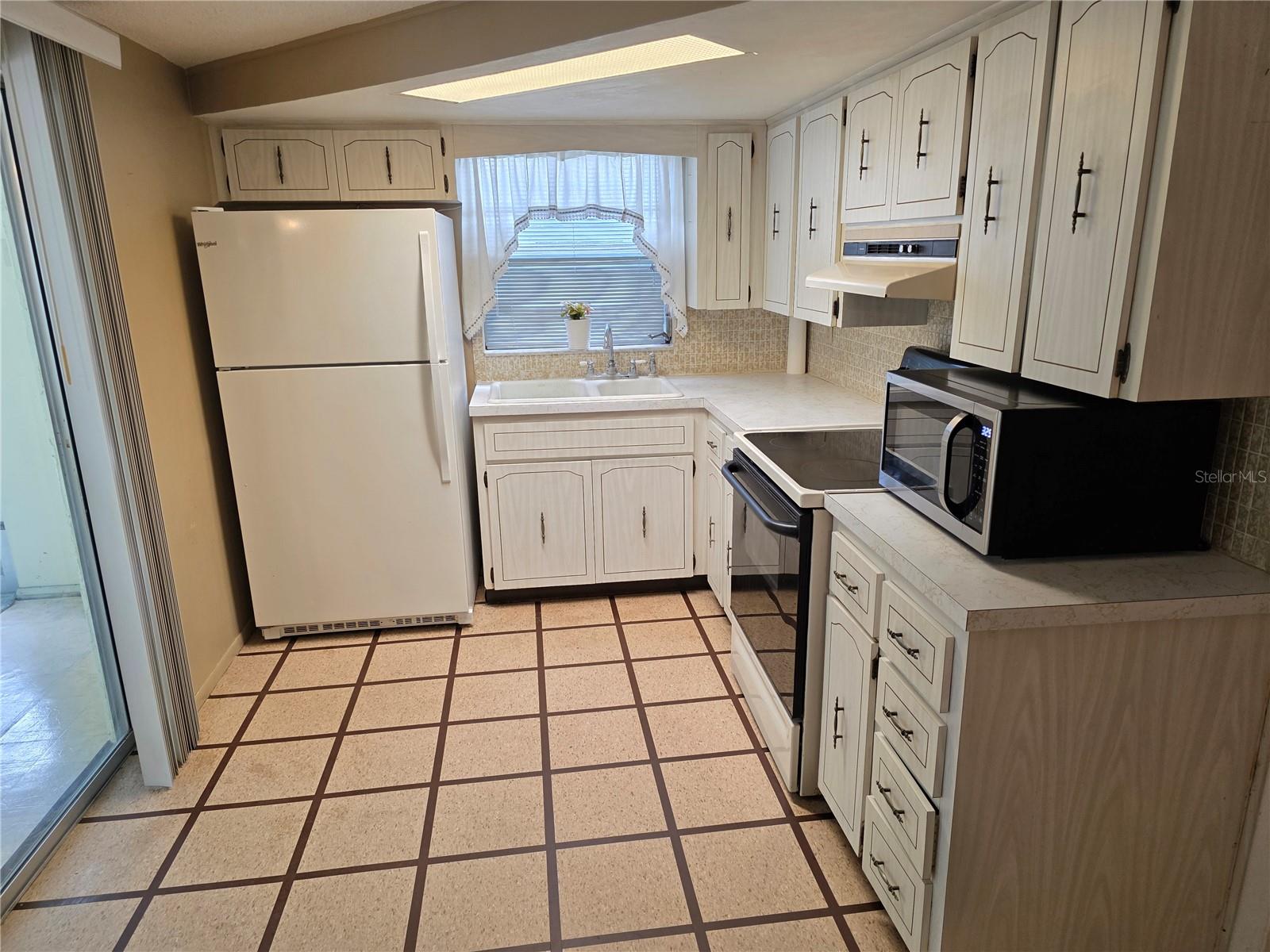 9920 Richwood Ln, Port Richey, FL 34668