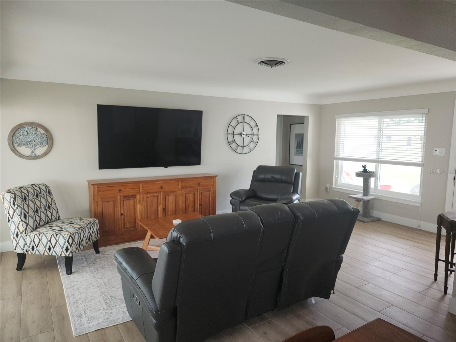 11497 63rd Ave, Seminole, FL 33772