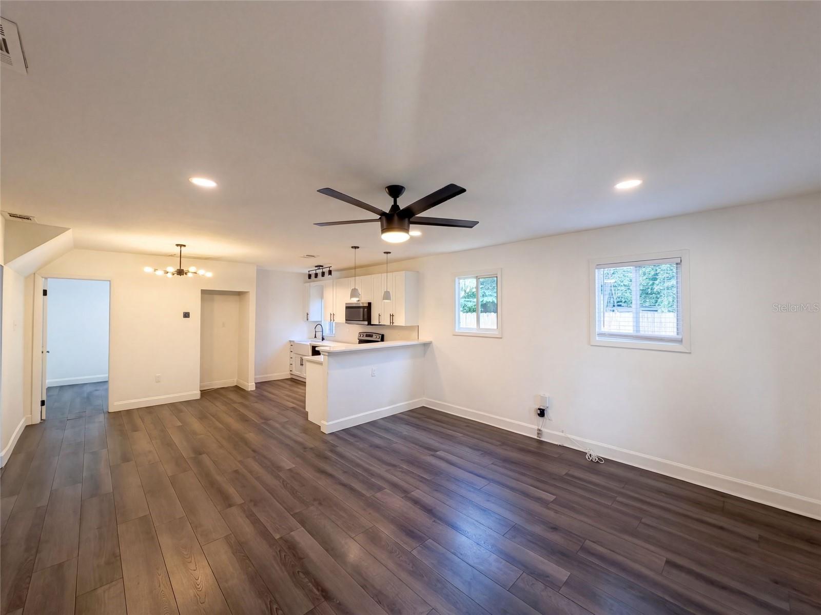 212 W Hiawatha St, Tampa, FL 33604