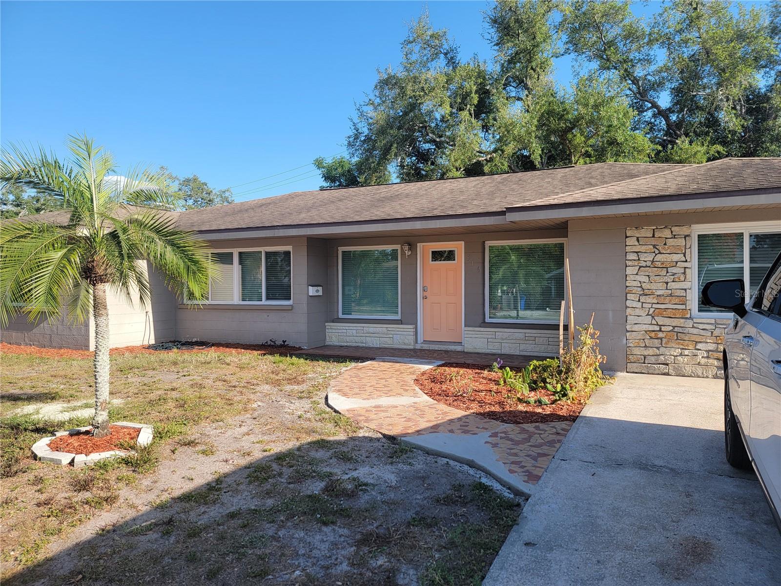 516 1st Ave E, Bradenton, FL 34208