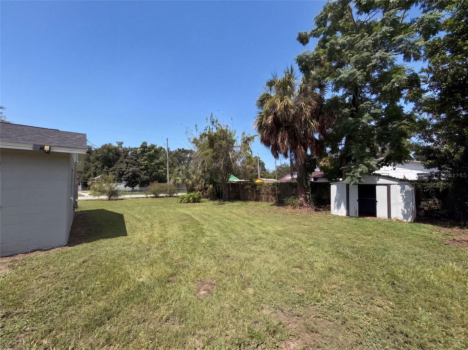 2406 E Curtis St, Tampa, FL 33610