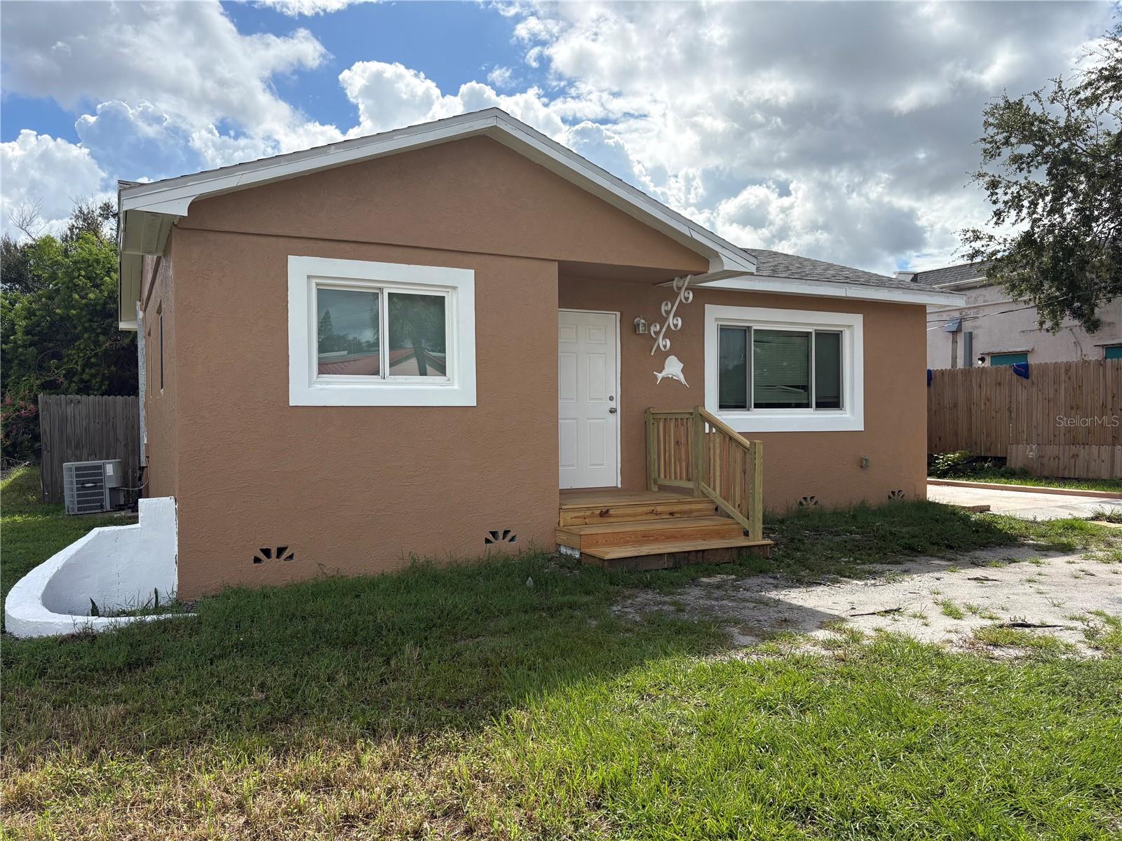 6767 49th St N, Pinellas Park, FL 33781