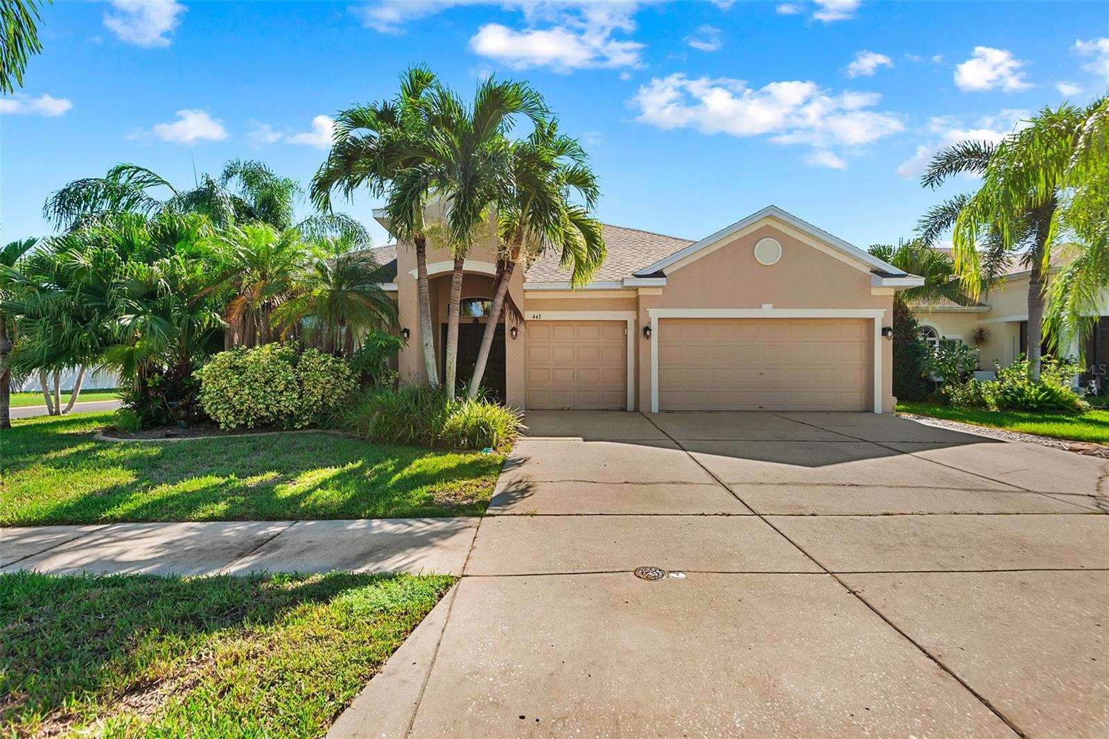 443 York Dale Dr, Ruskin, FL 33570