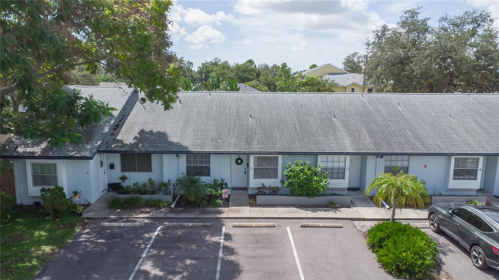 366 47th Ave N #2, St Petersburg, FL 33703
