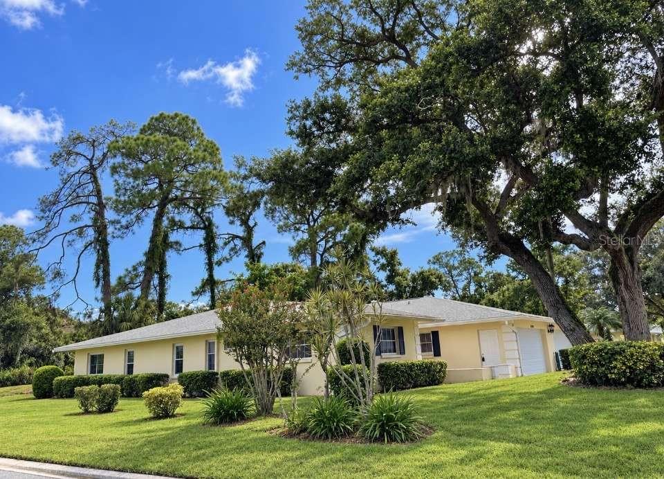 5624 Palm Aire Dr #V105, Sarasota, FL 34243