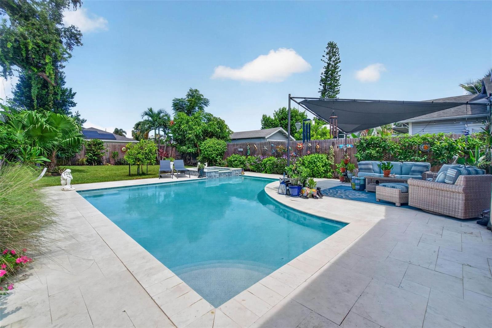 2318 7th Ave W, Bradenton, FL 34205