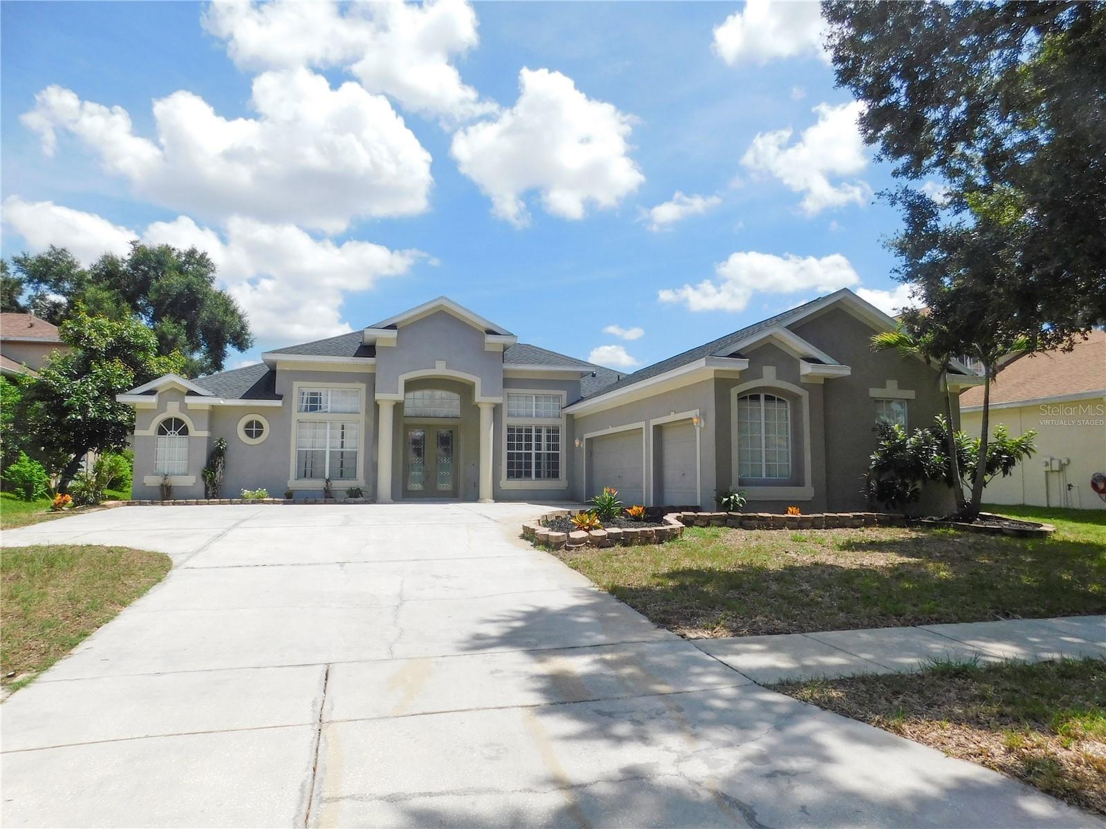2412 Blue Stone Ct, Valrico, FL 33594