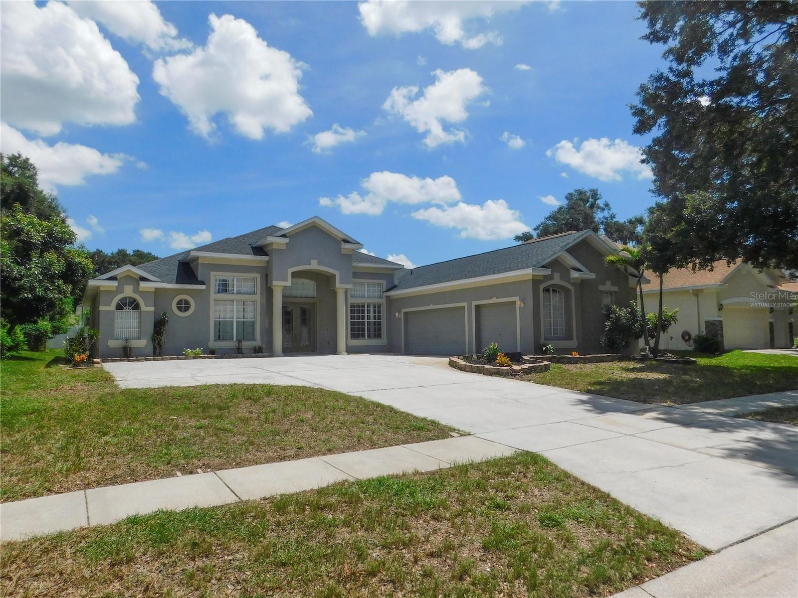 2412 Blue Stone Ct, Valrico, FL 33594