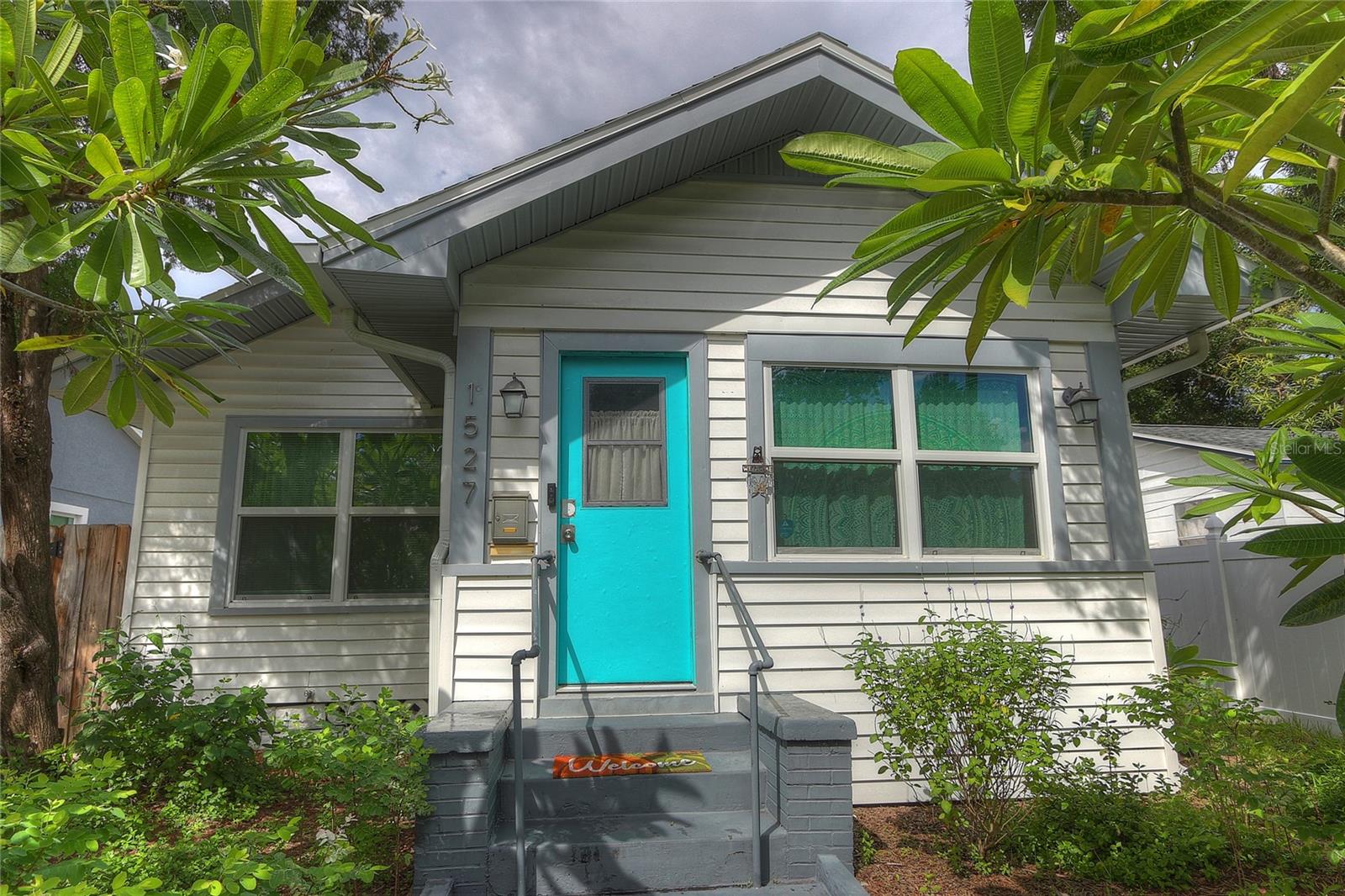 1527 13th St S, St Petersburg, FL 33705