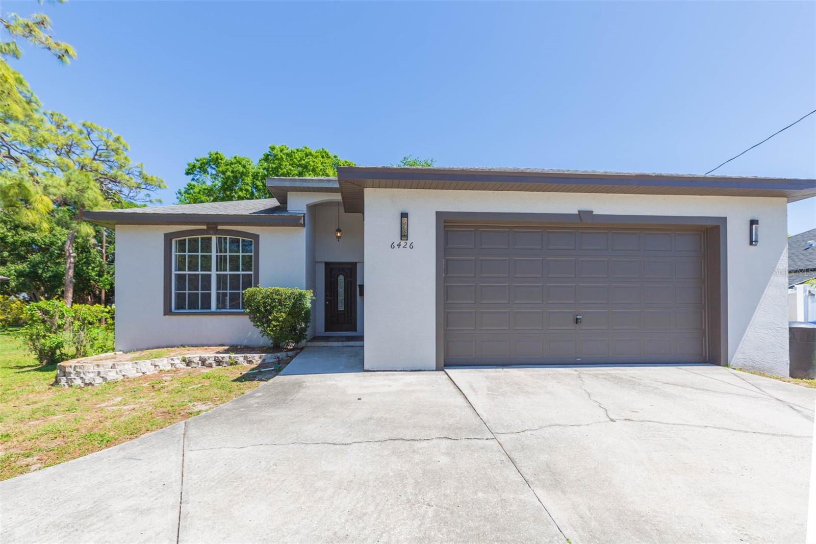 6426 31st St S, St Petersburg, FL 33712