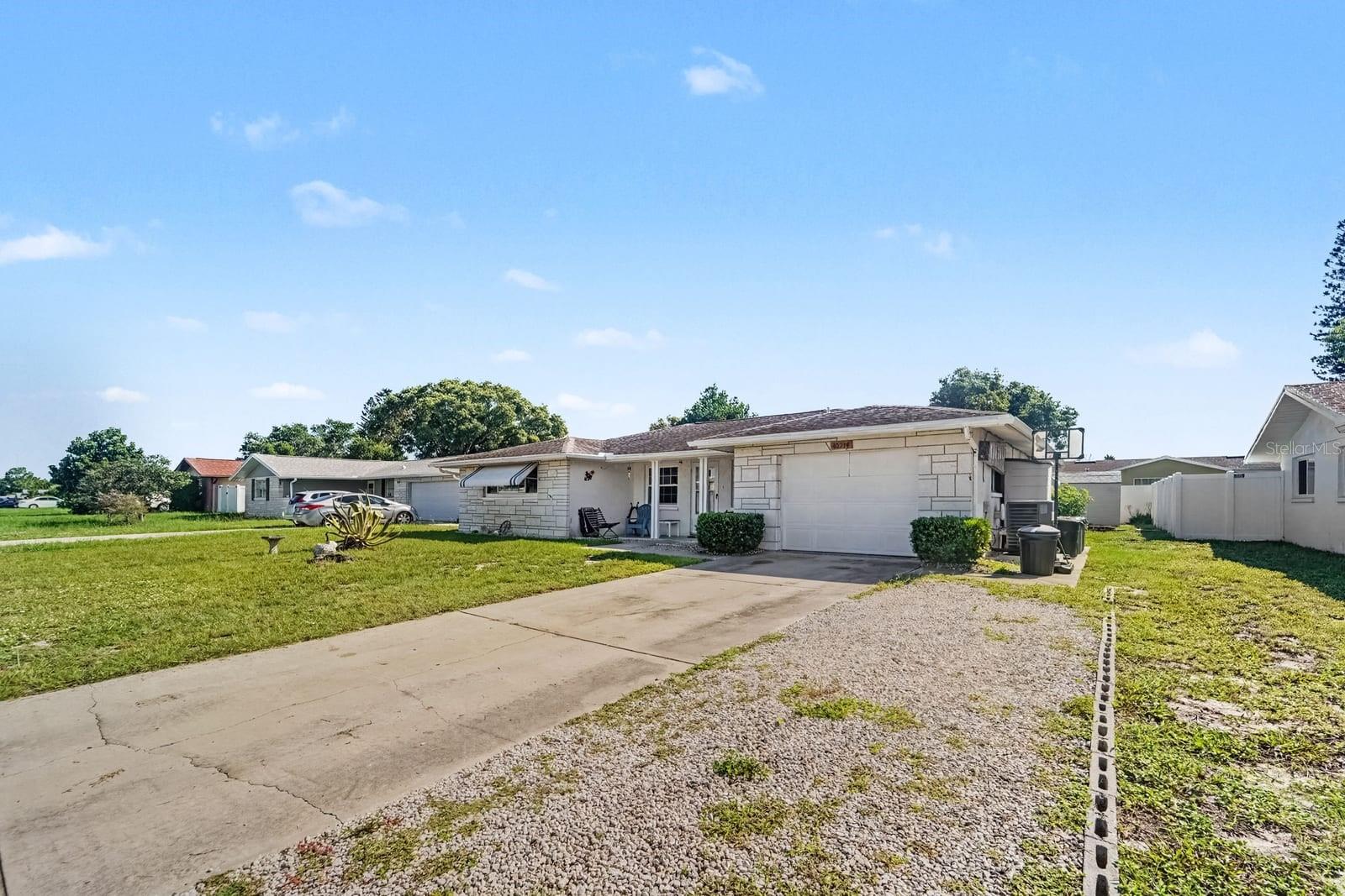 10214 Holly Dr, Port Richey, FL 34668