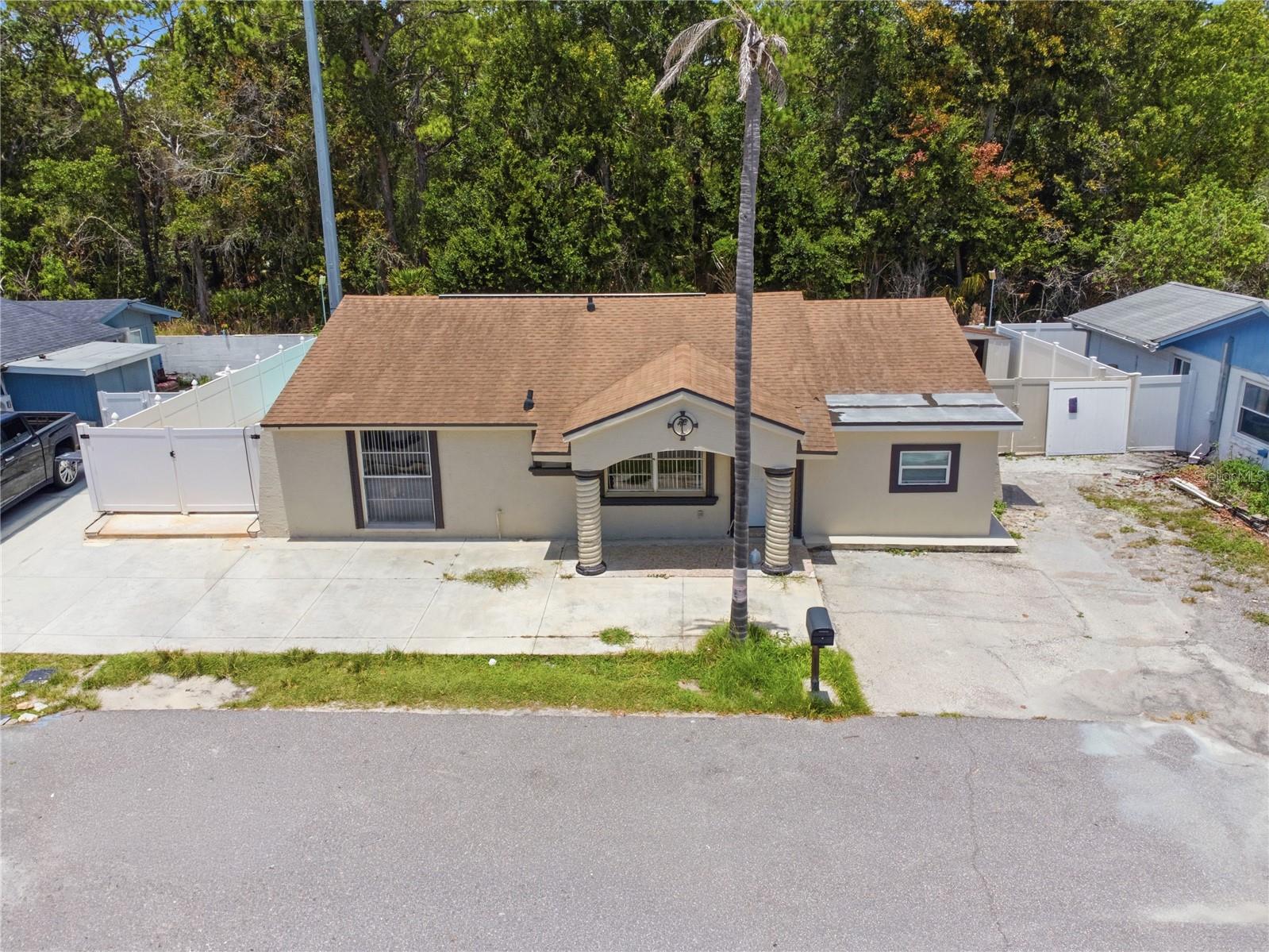 10311 Orchard Hills Ct, Tampa, FL 33615