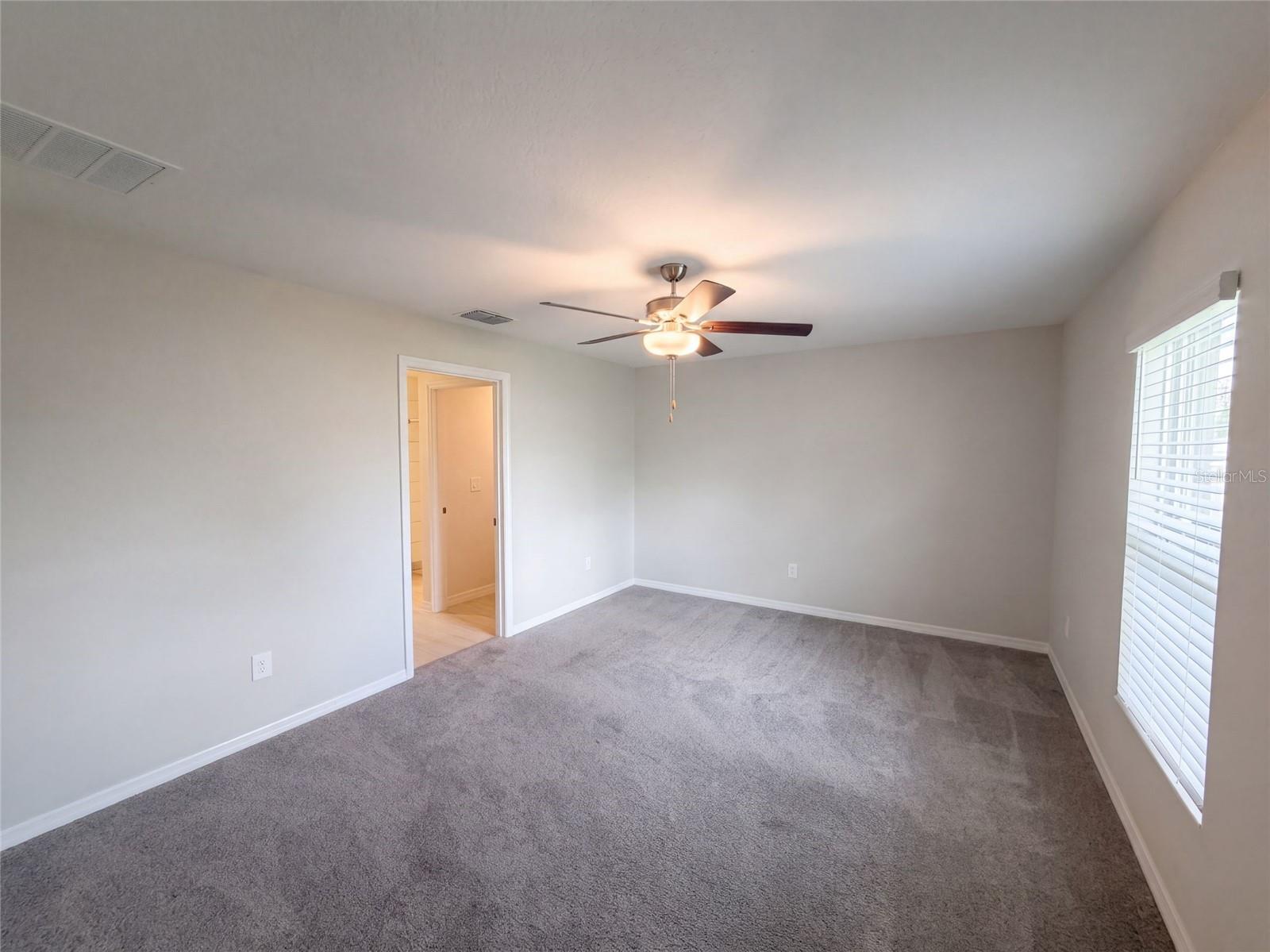 3513 Radiant Mountain Dr, Plant City, FL 33565