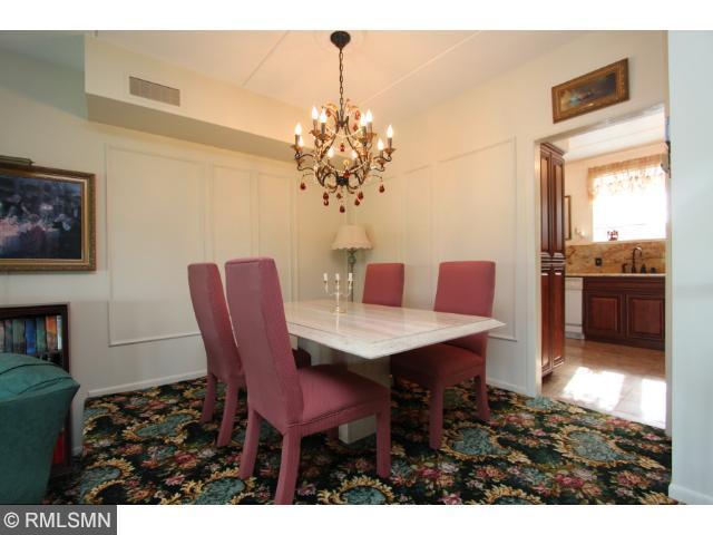 1123 Sibley Memorial Hw, Saint Paul, MN 55118
