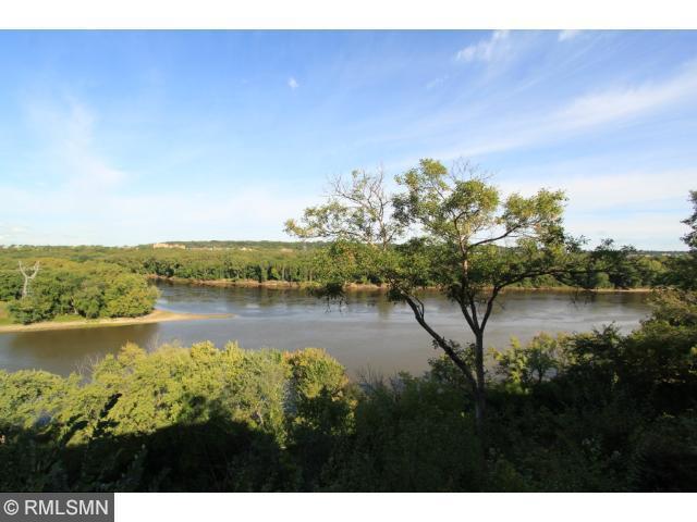1123 Sibley Memorial Hw, Saint Paul, MN 55118