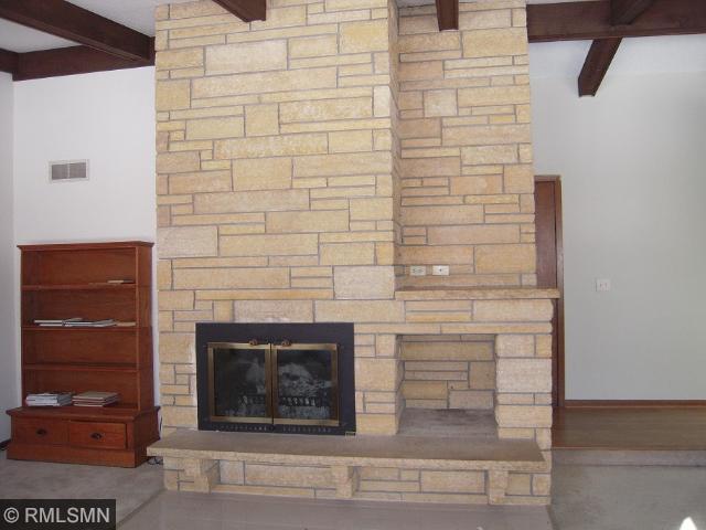 9840 Justen Trl N, Saint Paul, MN 55115
