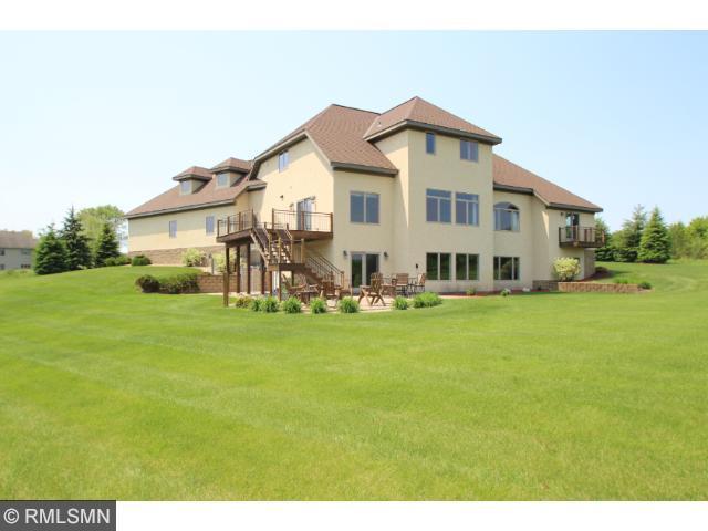 5020 Red Hawk Ct, Saint Cloud, MN 56301