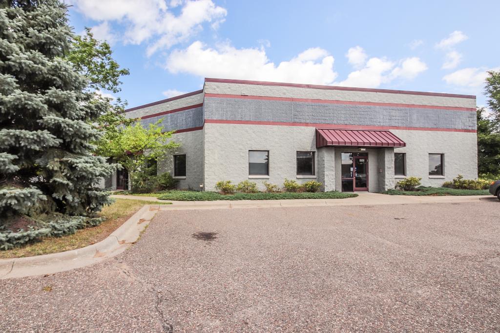 6360 Sunfish Lake Ct NW, Ramsey, MN 55303