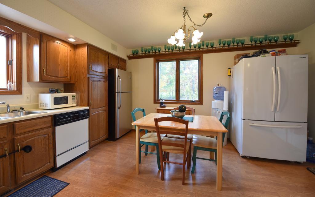 11625 Oak Ln, East Gull Lake, MN 56401