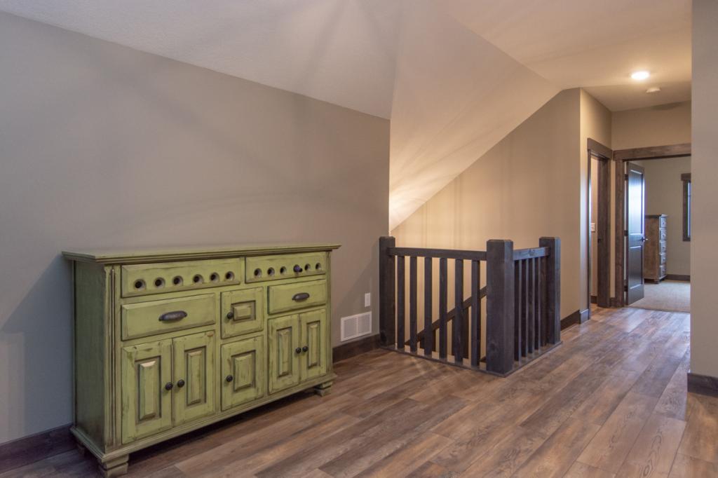 1263 Harbor Pl, East Gull Lake, MN 56401