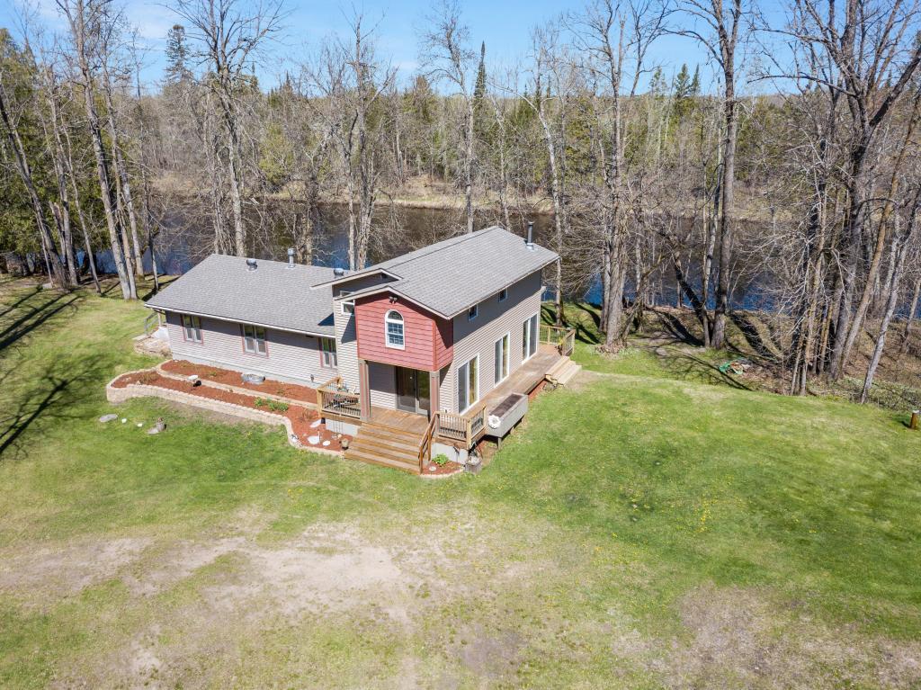11151 Benson Rd, Floodwood, MN 55736