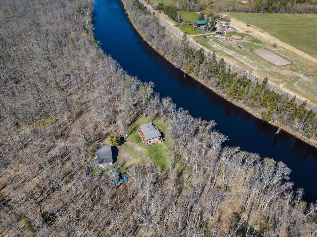 11151 Benson Rd, Floodwood, MN 55736