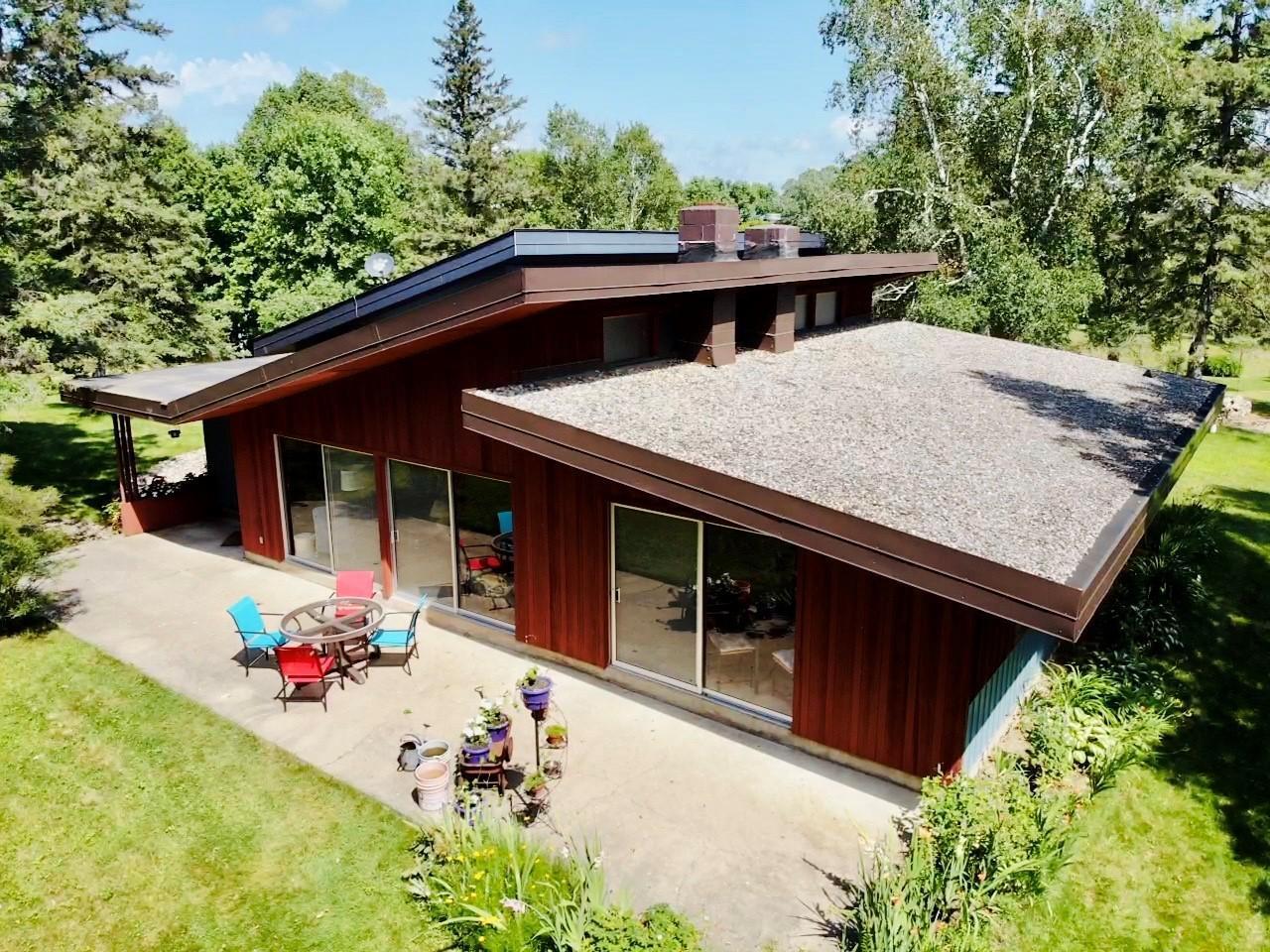 24396 Emery Dr, Erhard, MN 56534