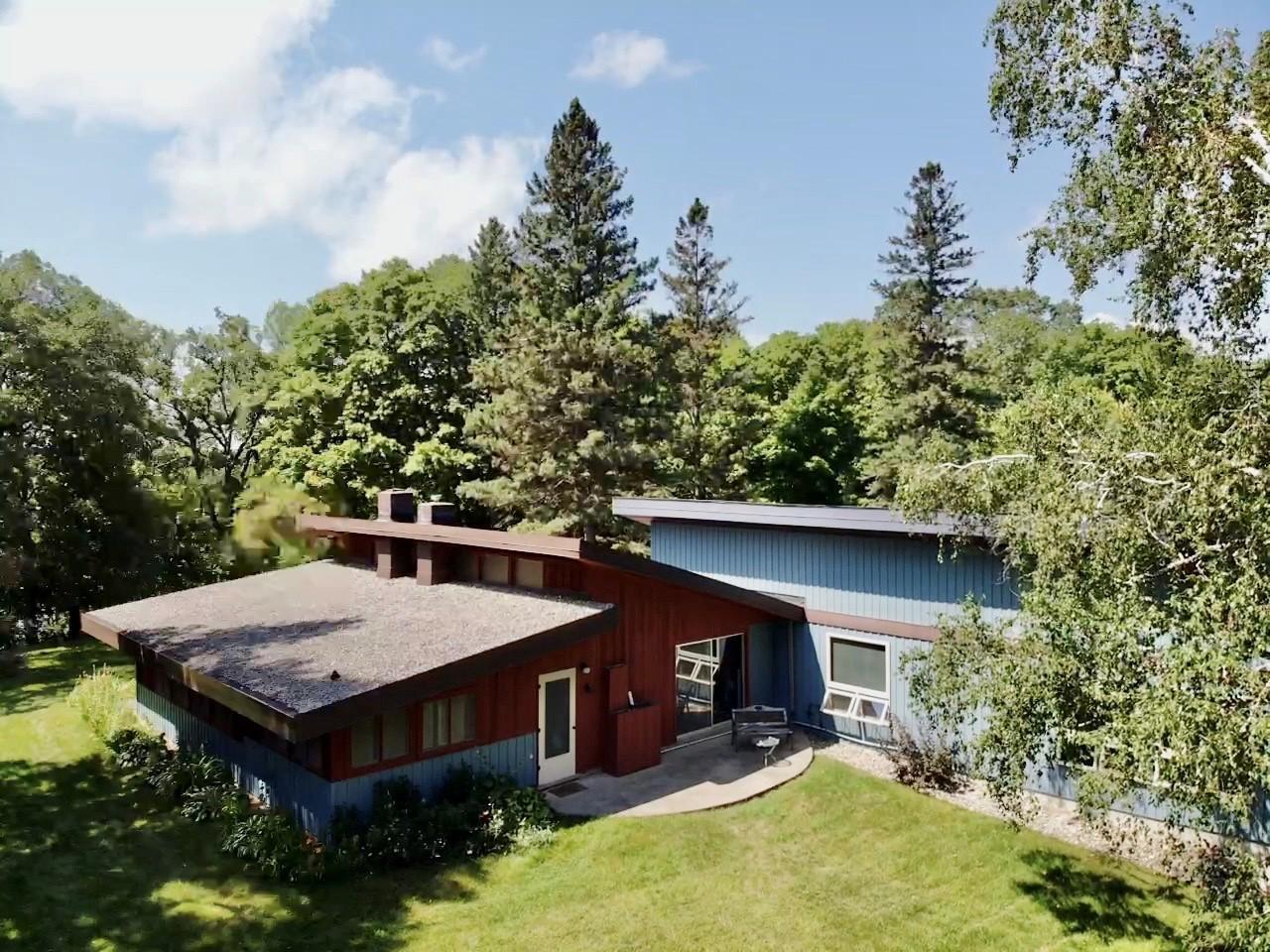 24396 Emery Dr, Erhard, MN 56534