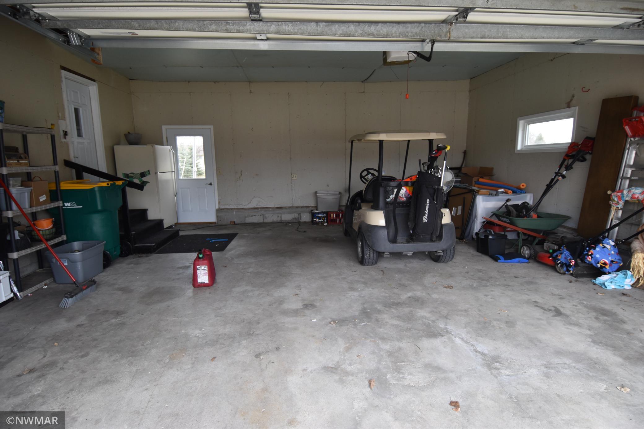 612 7th St, Stephen, MN 56757