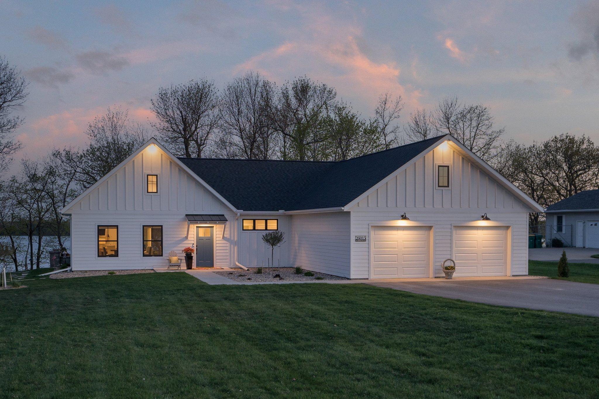 26015 Island Rd, Cleveland, MN 56017
