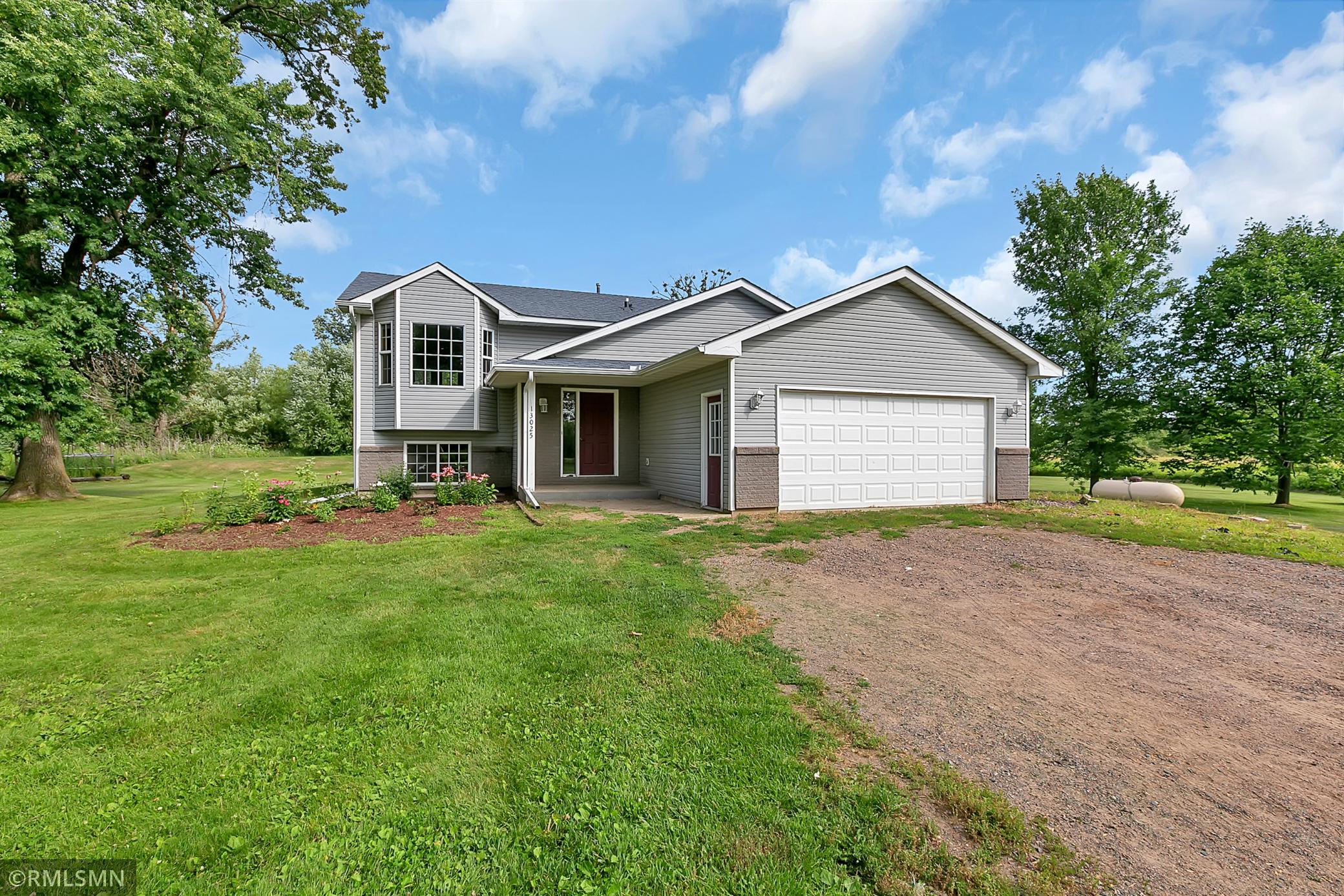 13025 165th Ave NE, Oak Park, MN 56357