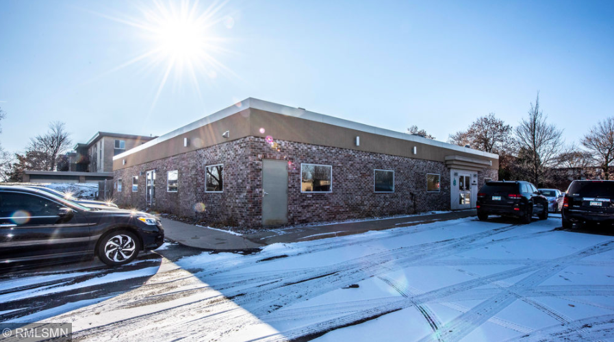 1867 Oakdale Ave, West Saint Paul, MN 55118
