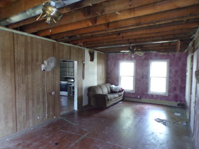 210 Campbell St, Welcome, MN 56181