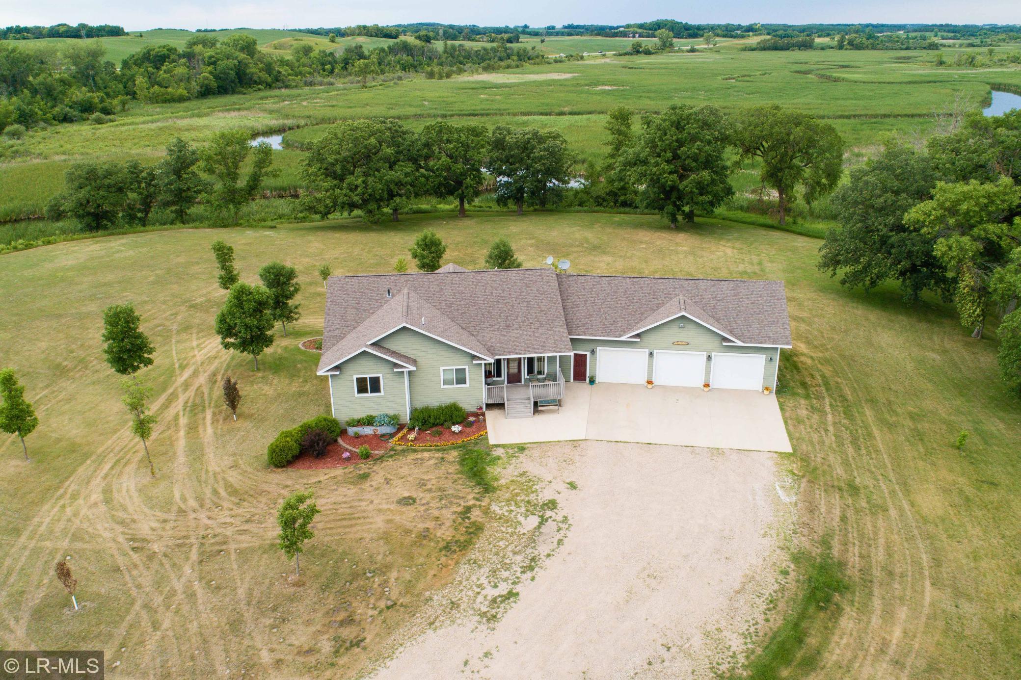 17561 310th St, Erhard, MN 56534