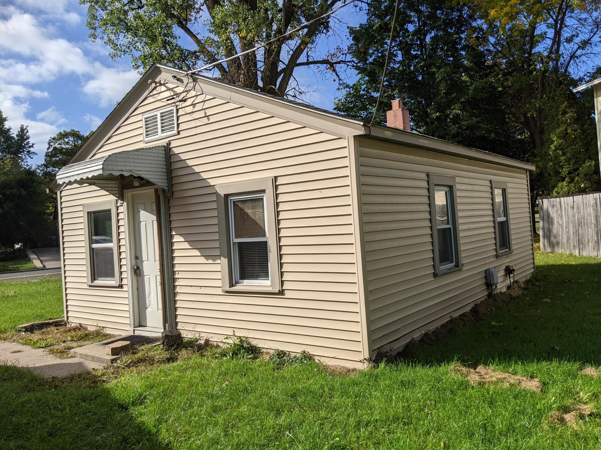 41 Osborne Way NE, Fridley, MN 55432