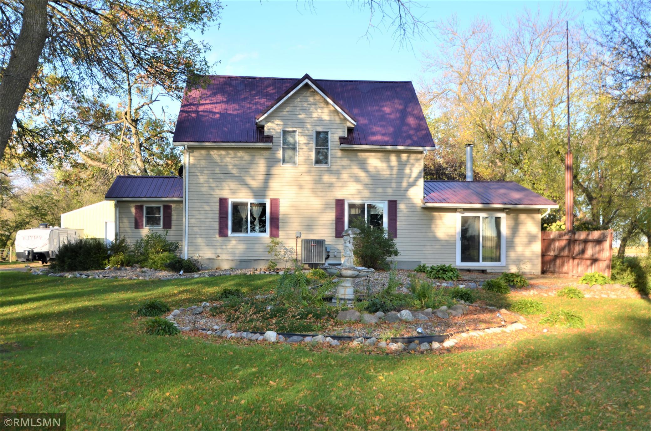 5401 195th Ave SW, Prinsburg, MN 56281