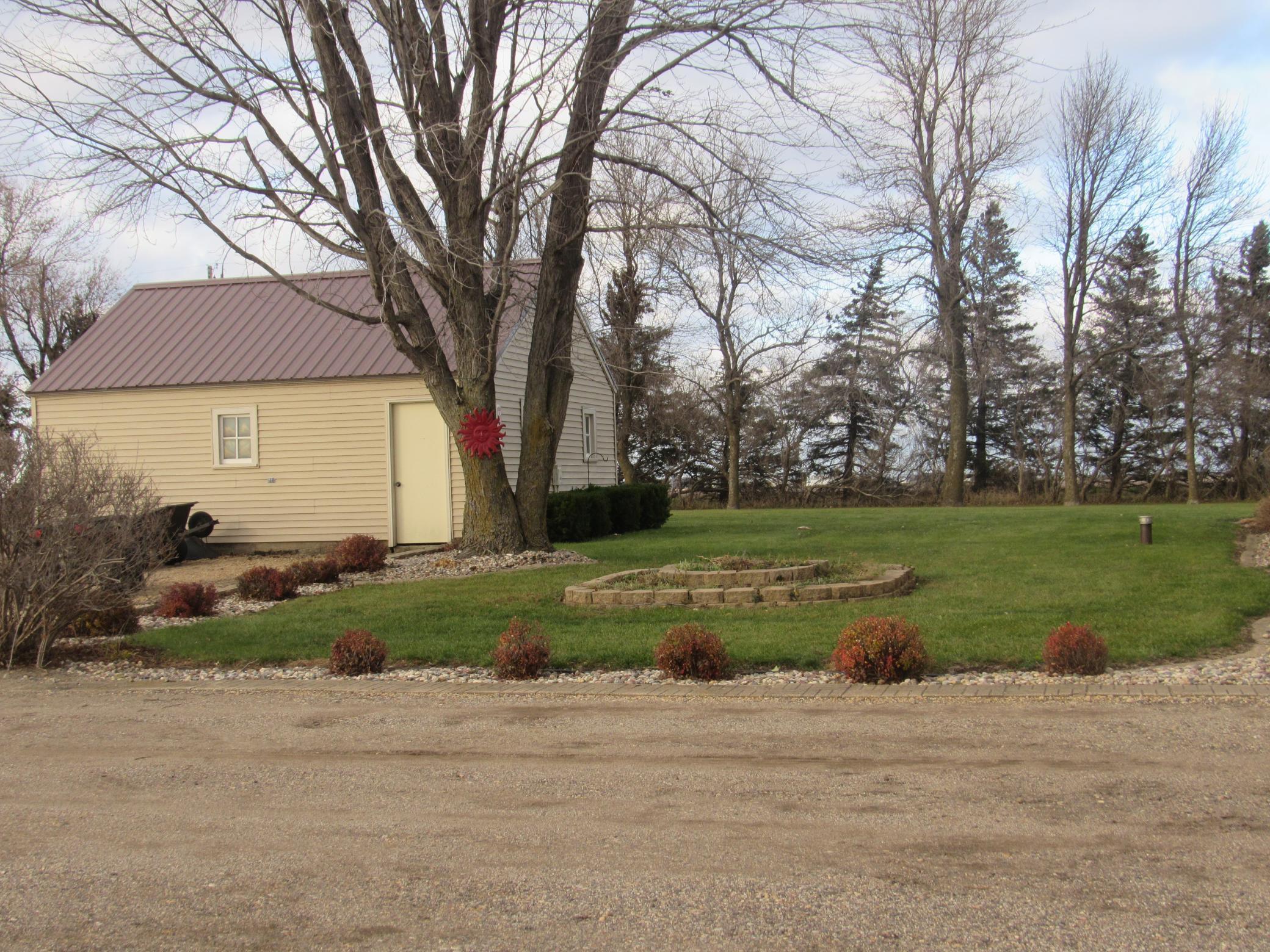 32255 840th St, Brewster, MN 56119