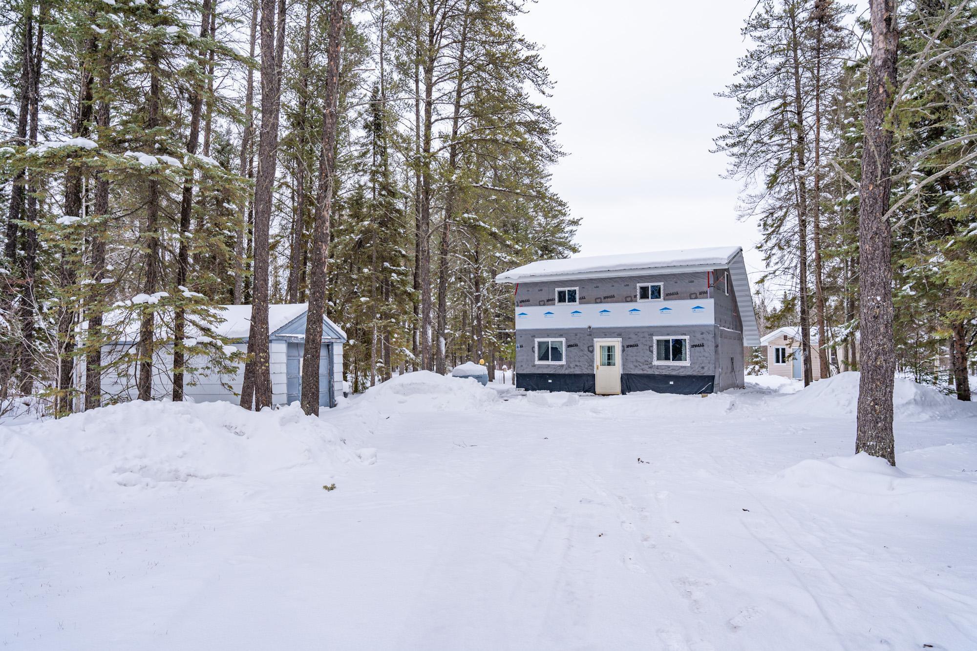 9891 Town Line Rd, Iron, MN 55751