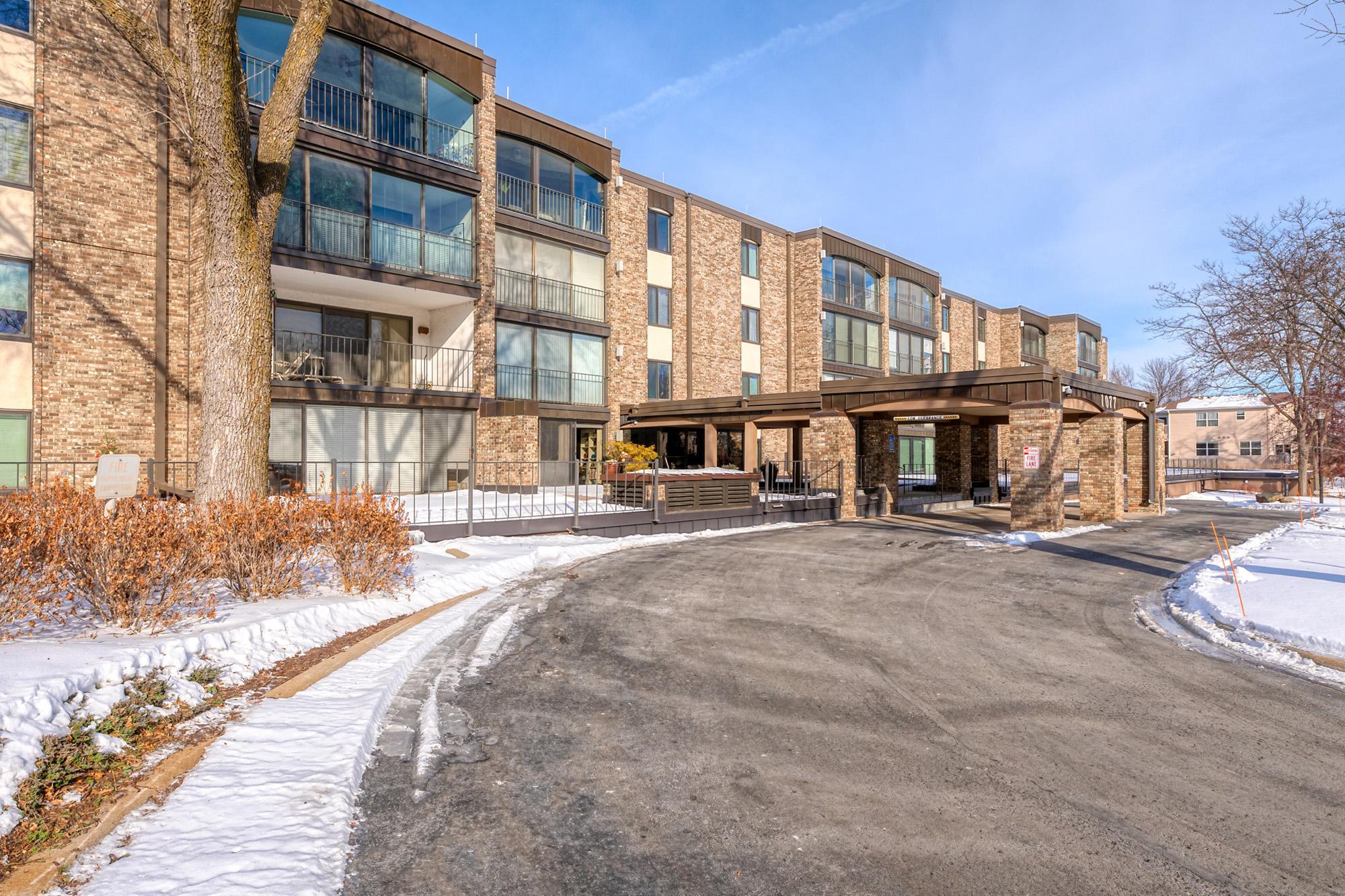 1077 Sibley Memorial Hw #601, Saint Paul, MN 55118