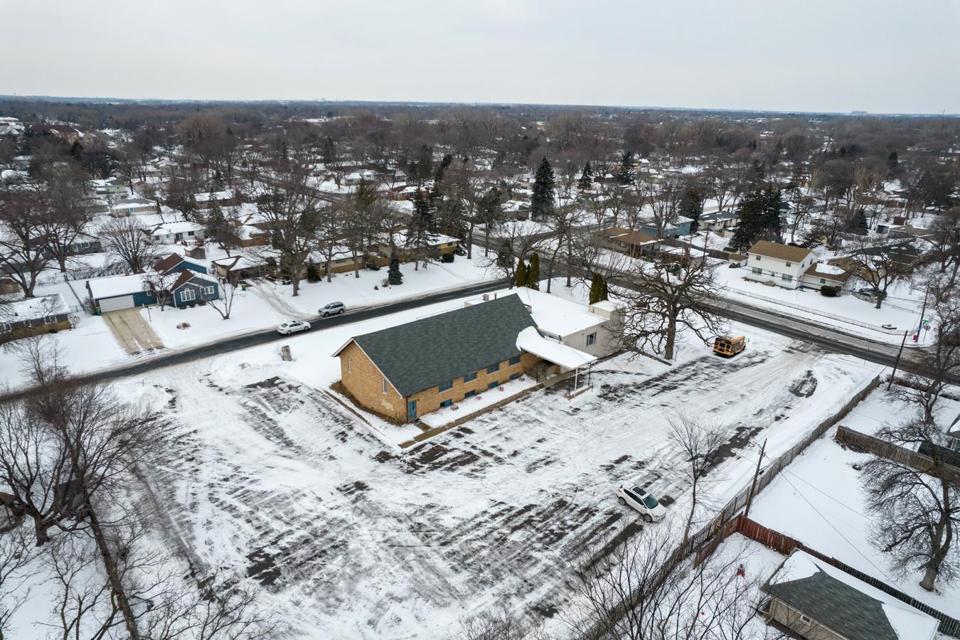 6830 Quail Ave N, Brooklyn Center, MN 55429