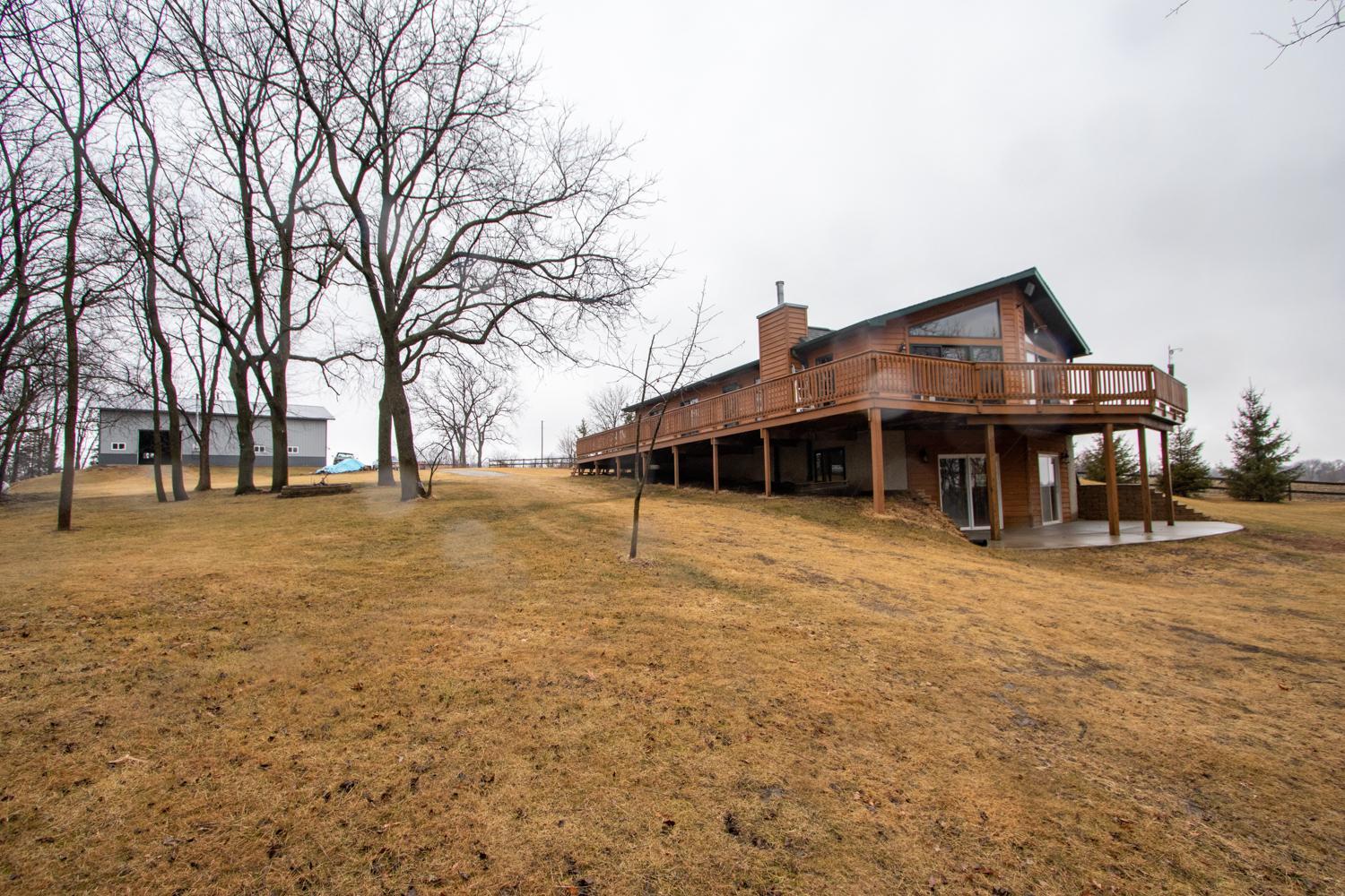 10092 431st Ave, Mabel, MN 55954