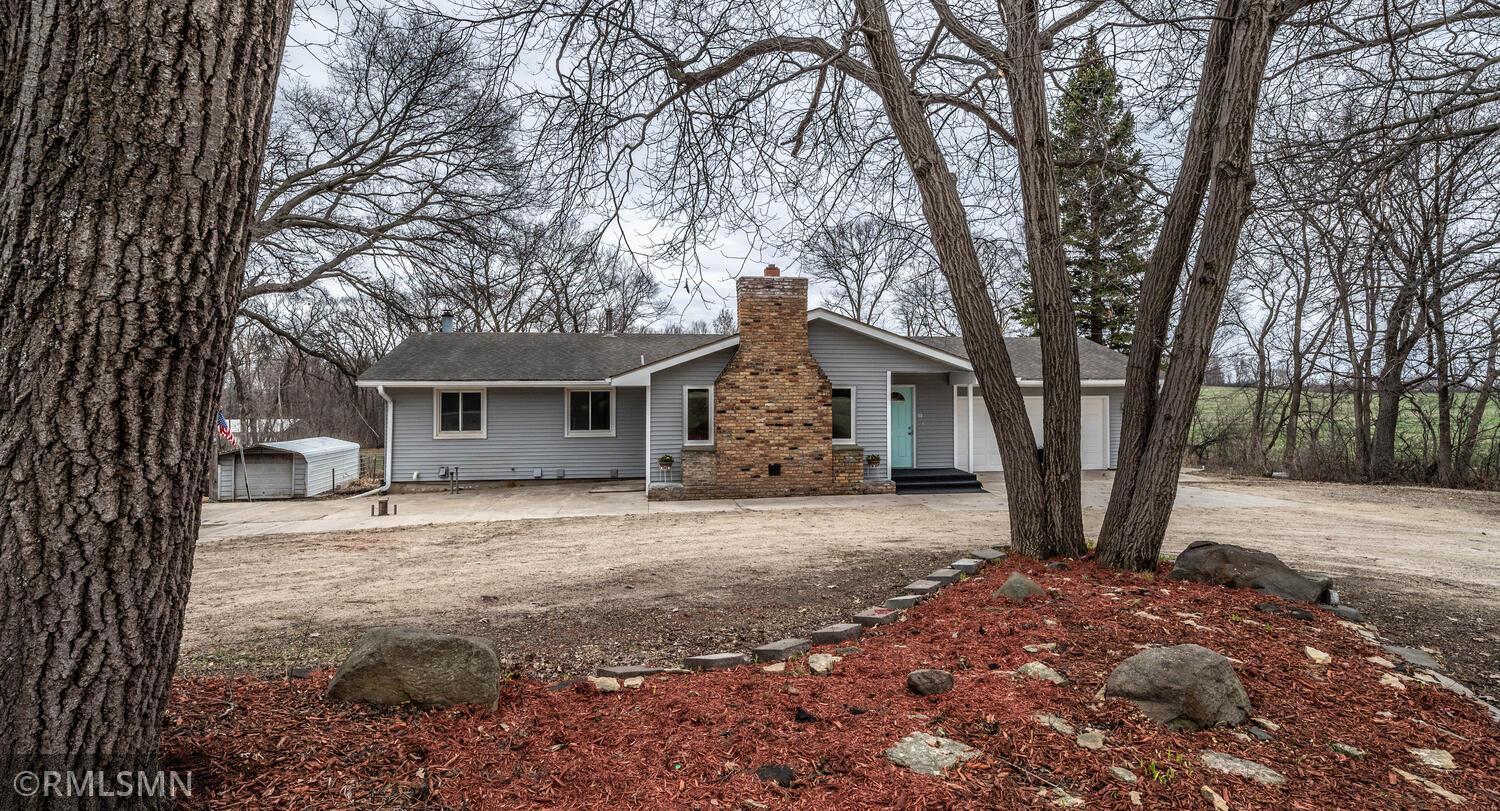 7400 250th St E, Hampton, MN 55031